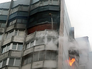 В Одессе в страшном пожаре в многоэтажке  выгорели две квартиры и погибло три человека