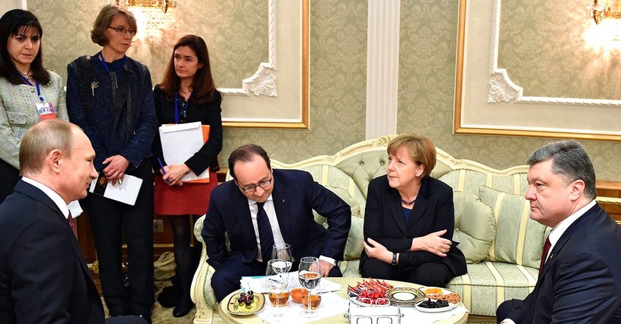 Меркель пригласила Порошенко, Путина и Олланда на ужин