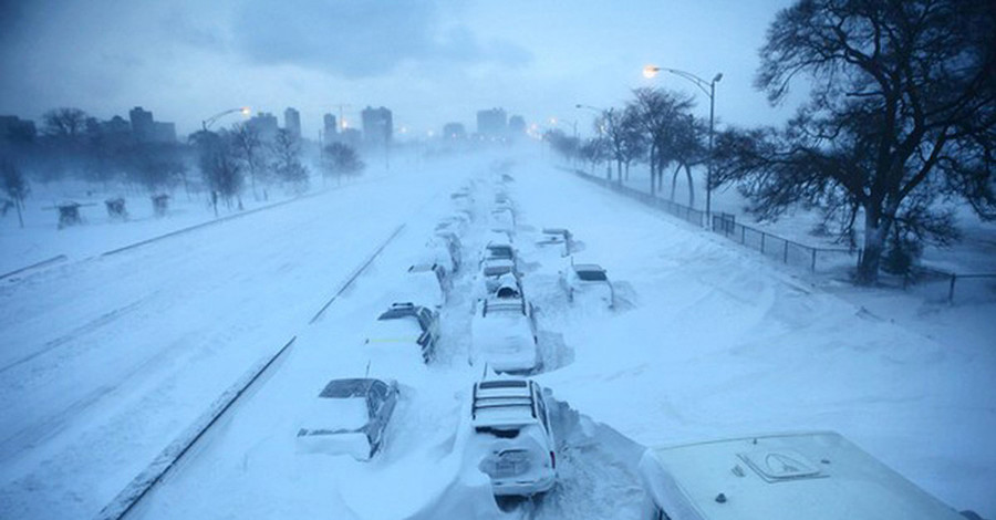 4 года назад Киев утопал в снежных завалах: воспоминания пользователей сети