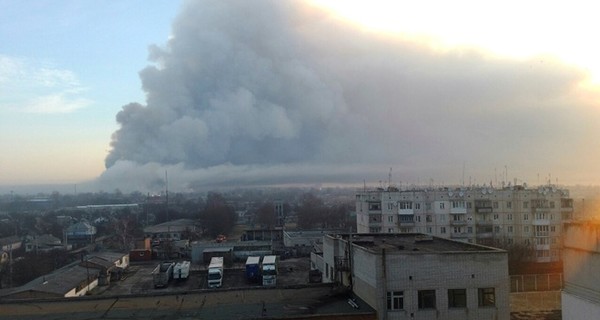 Шебелинский газоперерабатывающий завод остановил работу из-за взрывов в Балаклее