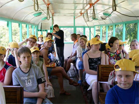 «Одесский трамвайчик» поехал по городу 