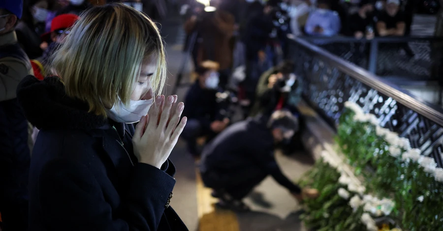 Зеленский выразил соболезнования Южной Корее, где в Хэллоуин погиб 151 человек