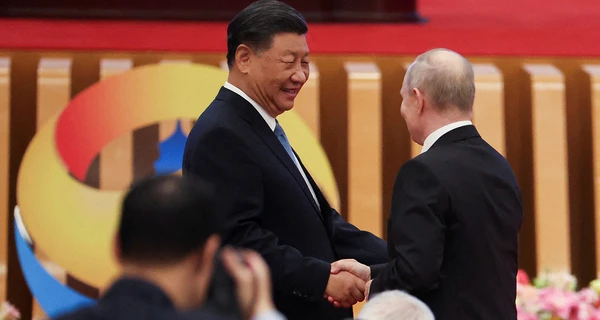 Путин в Китае: «хозяин» указал российскому диктатору на его место