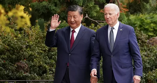Яку гру Китай веде з Європою: конкуренція зі США та фактор України