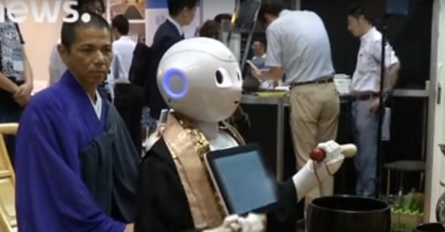 В Японии создали робота-монаха, который проводит похороны