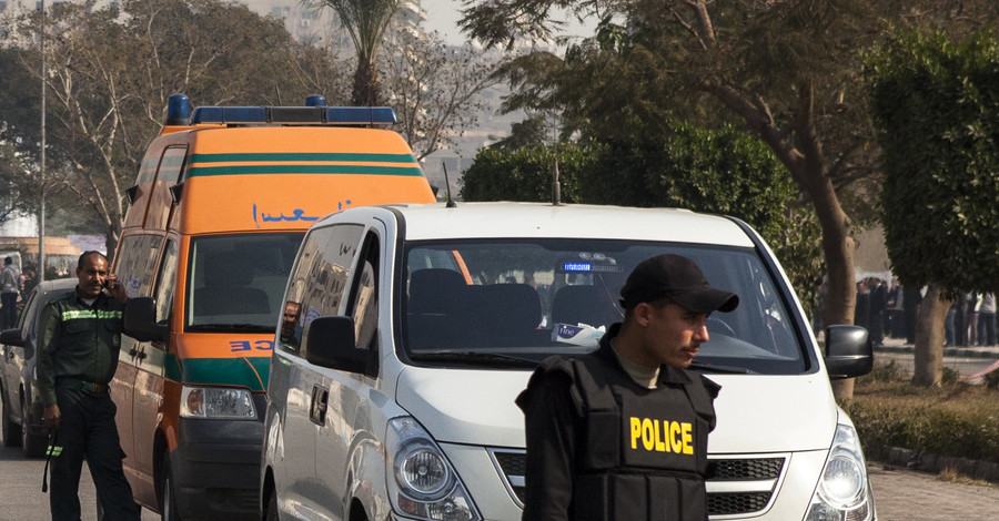 В Египте маршрутка столкнулась с грузовиком, есть погибшие