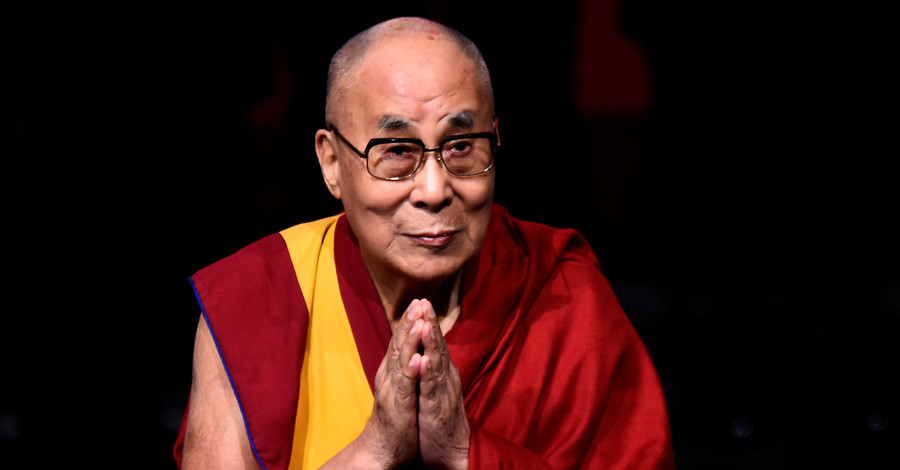 Далай Лама отправился в турне по Европе - в Риге он встретится с Гребенщиковым 