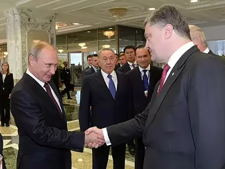 Через загравання Порошенка Путін сприйняв Україну легкою здобиччю і напав, - експерт про річницю «Жму руку, обіймаю!»